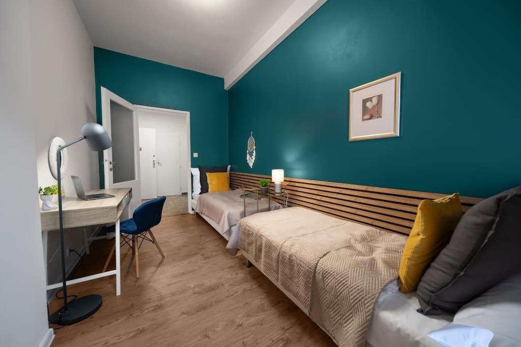 3b Bright Beautiful Newly Renovated 3br Prag